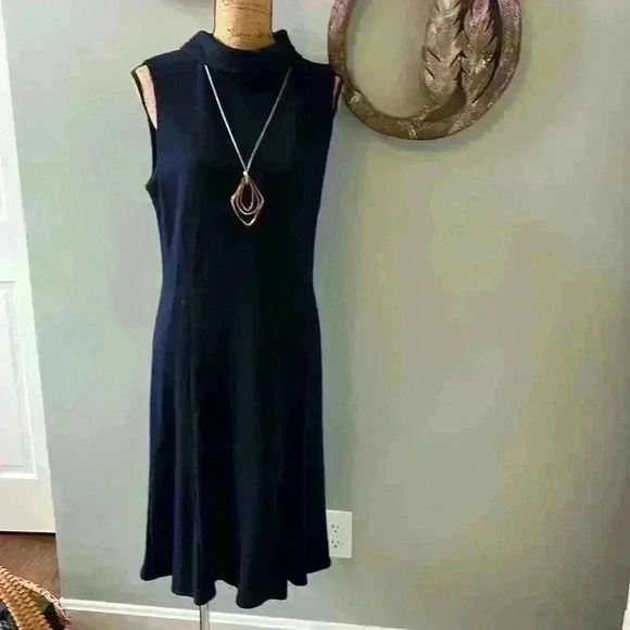 Timeless St. John Collection Navy size 12 dress - Picture 1 of 5